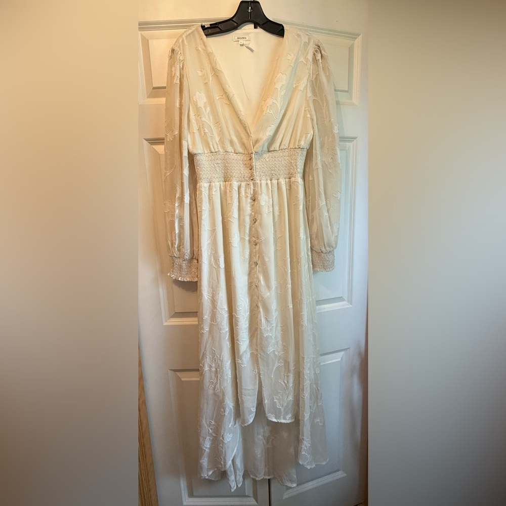 Soieblu Cream Long Sleeve V-Neck Maxi Dress